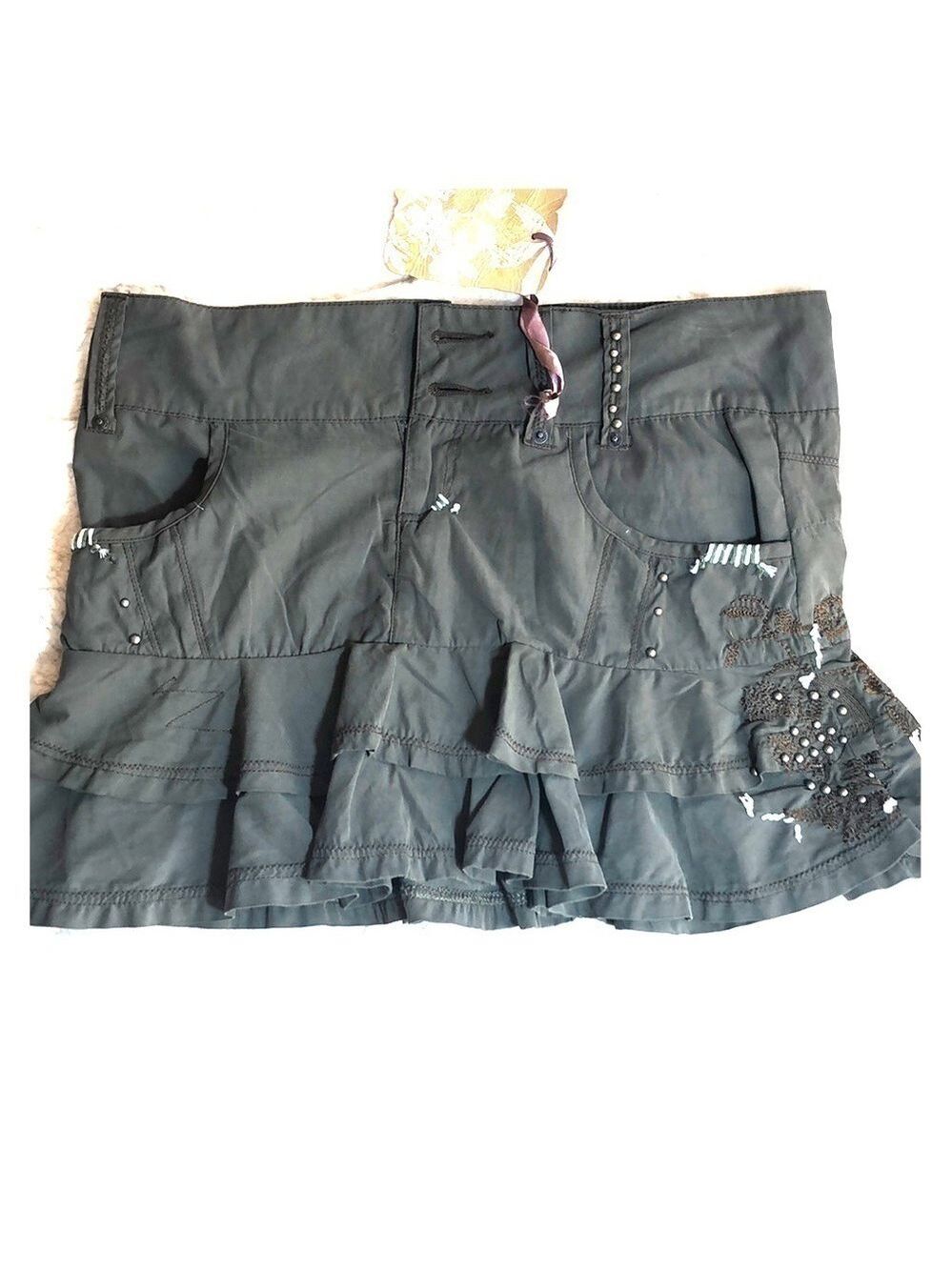 NEW-CHILLI Pepper London Ruffled, Embroidered, Hand Beaded, Studded Mini Skirt